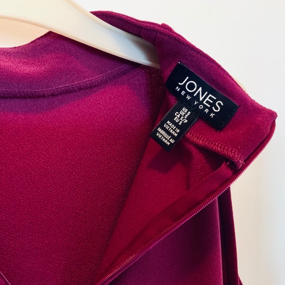 Jones New York Sleeveless Mock Turtleneck Blouse - Picture 3 of 7